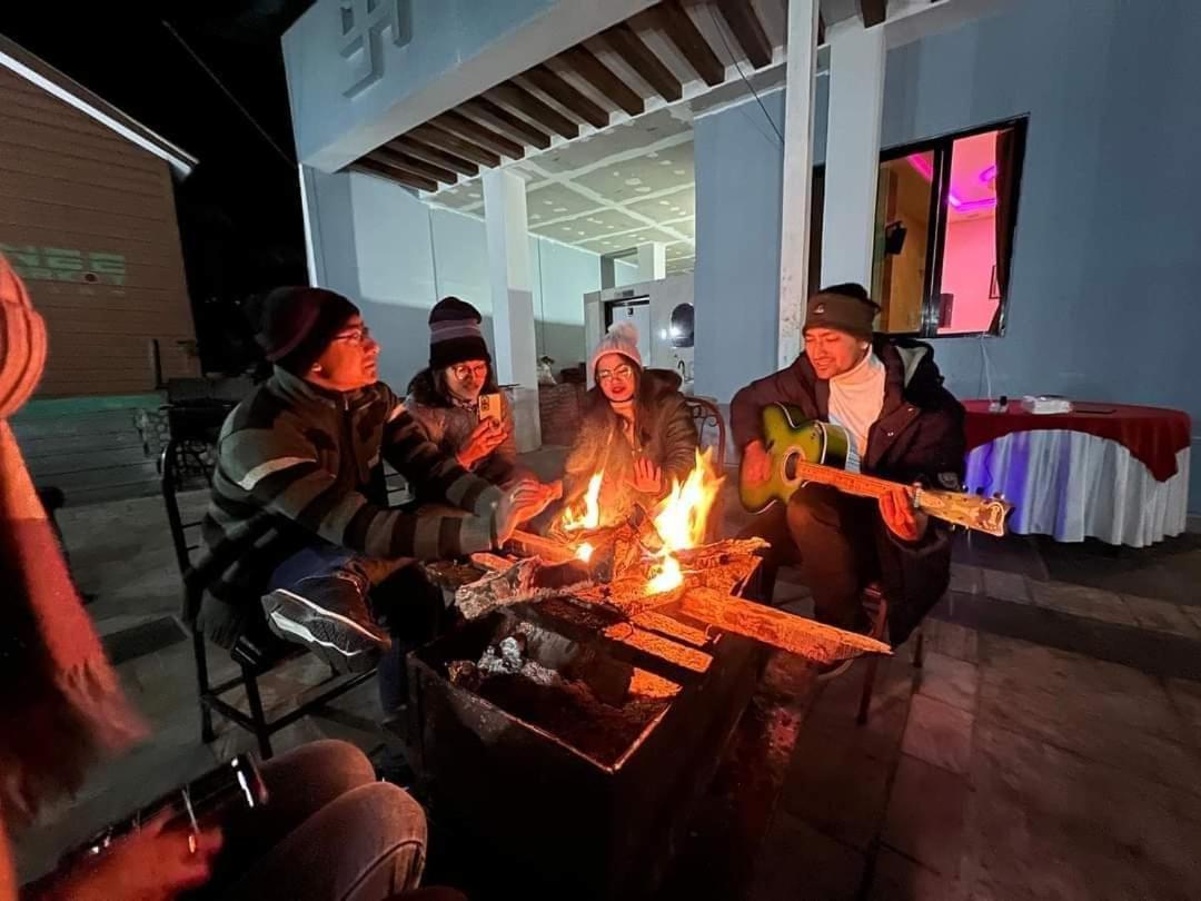 Bojinee Nagarkot Resort Eksteriør bilde
