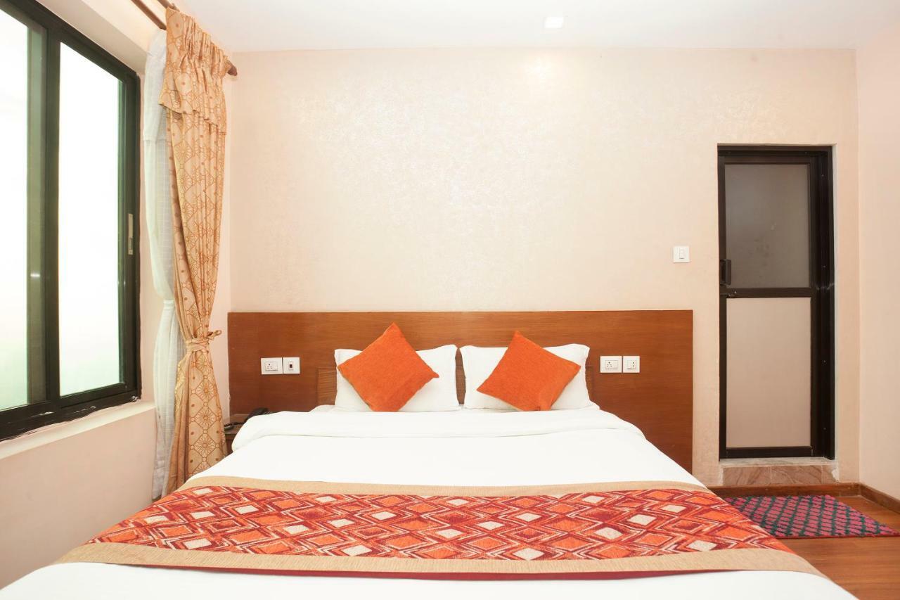 Bojinee Nagarkot Resort Eksteriør bilde